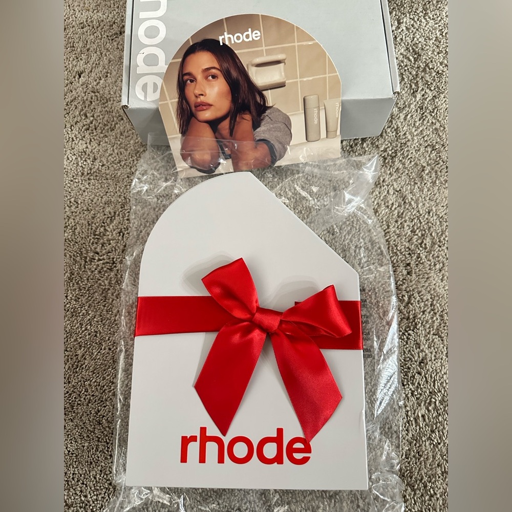 Rhode Holiday Duo - Peppermint Glaze Peptide Lip & Glazing Milk